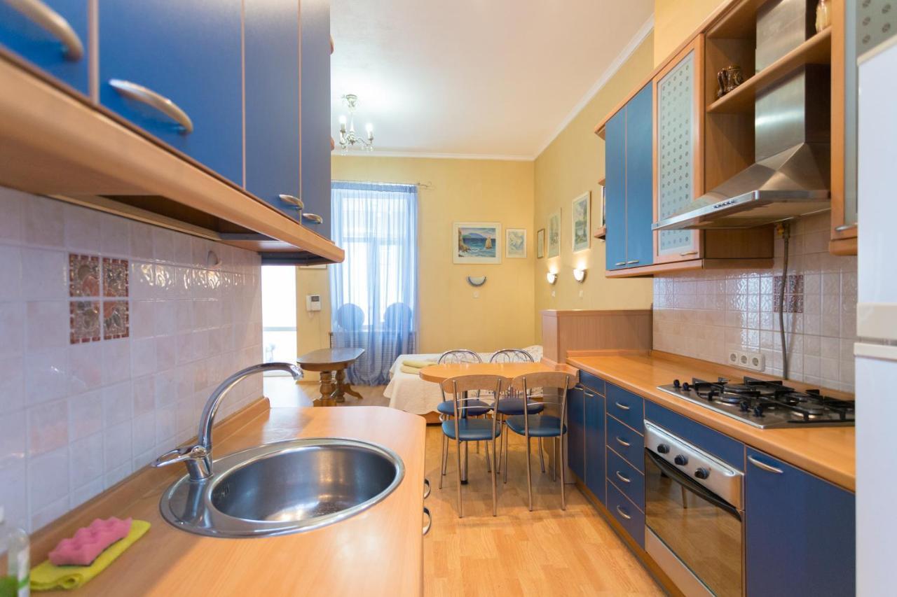 Central Area Apartments Kijów Zewnętrze zdjęcie